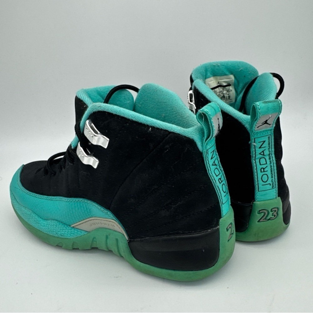 NIKE AIR JORDAN 12 RETRO GG BLACK/TEAL -HYPER JADE SIZE 5.5Y - Picture 5 of 9